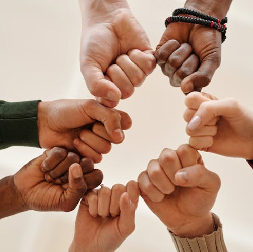 support-groups hands forming circle